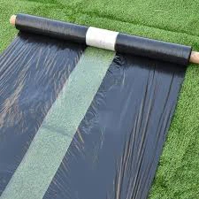 Fekete-fehér talajtakaró lap